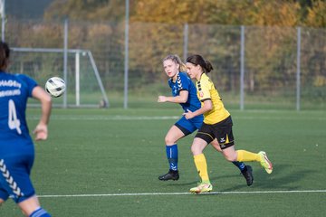 Bild 48 - F SSC Hagen Ahrensburg - SV Frisia 03 Risum-Lindholm : Ergebnis: 2:0